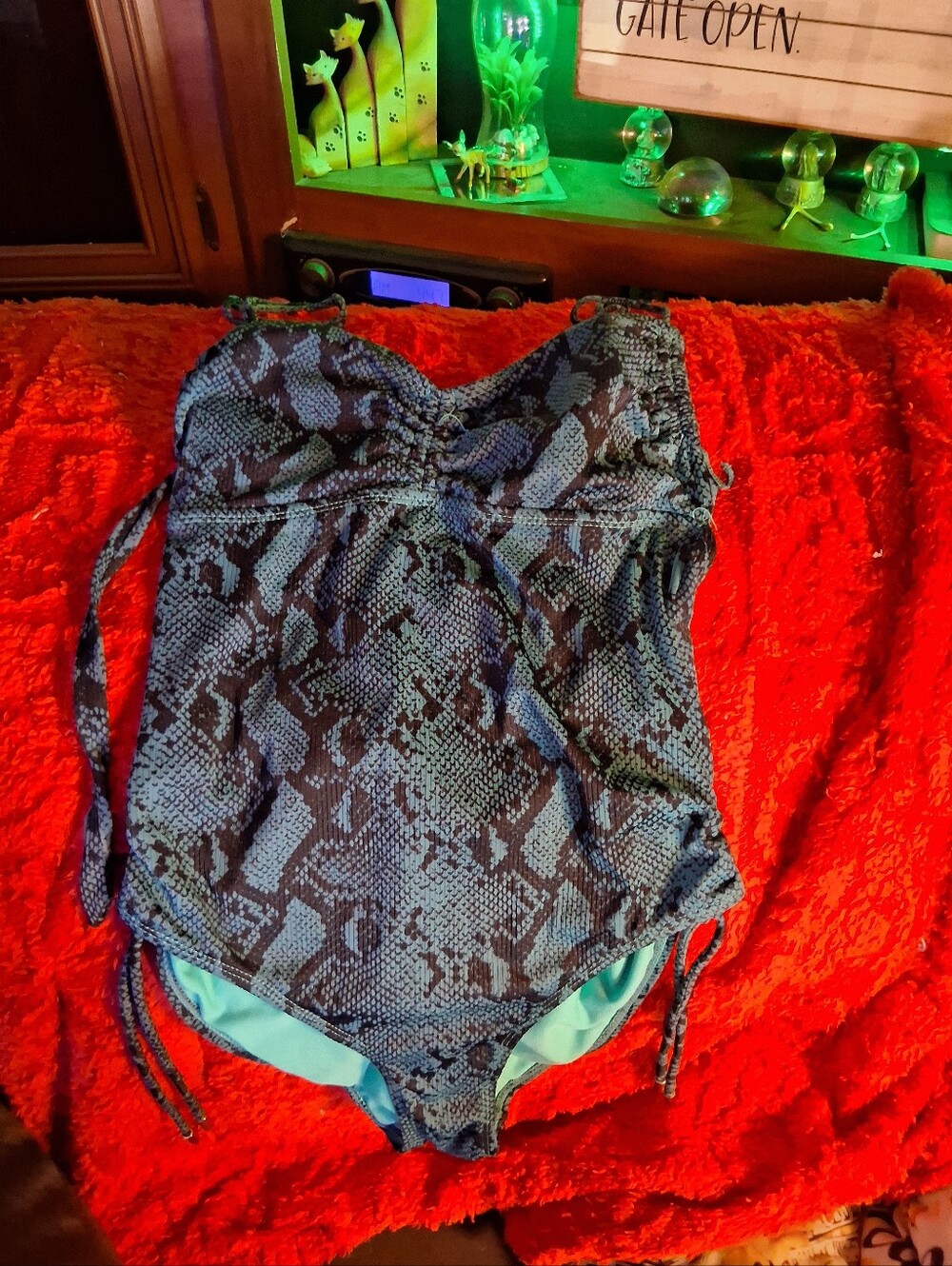 No Boundaries Teal and Black Knit Top